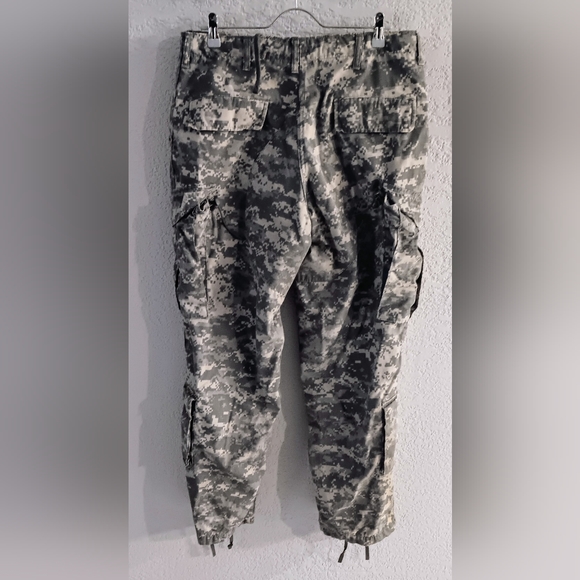 US Army ISSUED  ACU Digital Camo Pants Combat Medium Regular - Picture 4 of 12